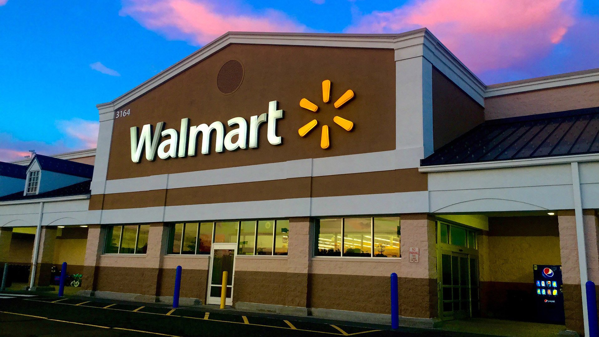 Walmart to Reopen 7 Chicago Stores Closed After Unrest CEO Chicago